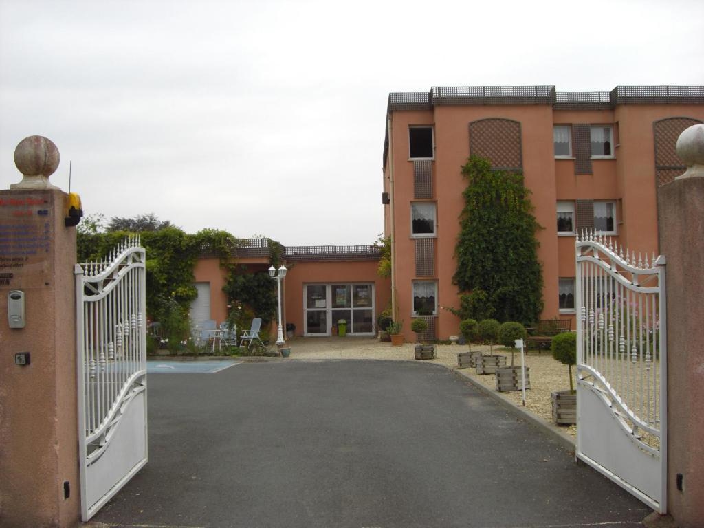 Hotel Au Sans Souci Chinon Kültér fotó